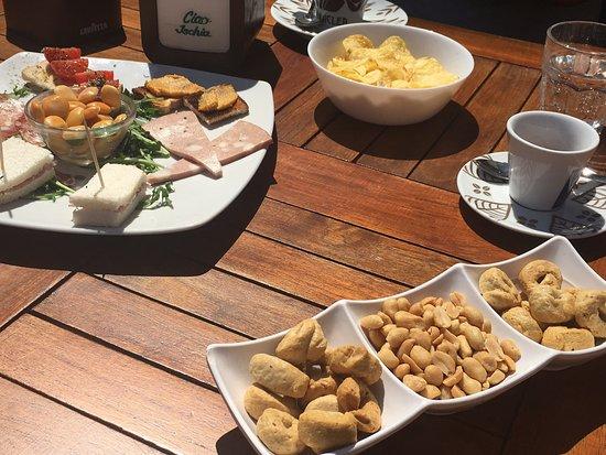 Caffè Internazionale Wine Bar &